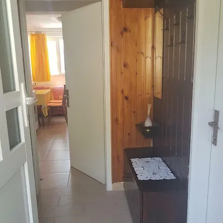 Manuela Ii